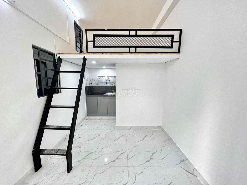 Phòng trọ Yên Đỗ, Bình Thạnh 23m² giá 4.5 triệu - Mới khai trương, ban công riêng thoáng mát!