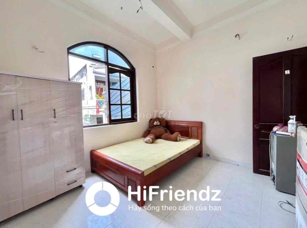 Phòng trọ Hậu Giang Quận 5 20m² giá 3.7 triệu - Full nội thất, cửa sổ trời