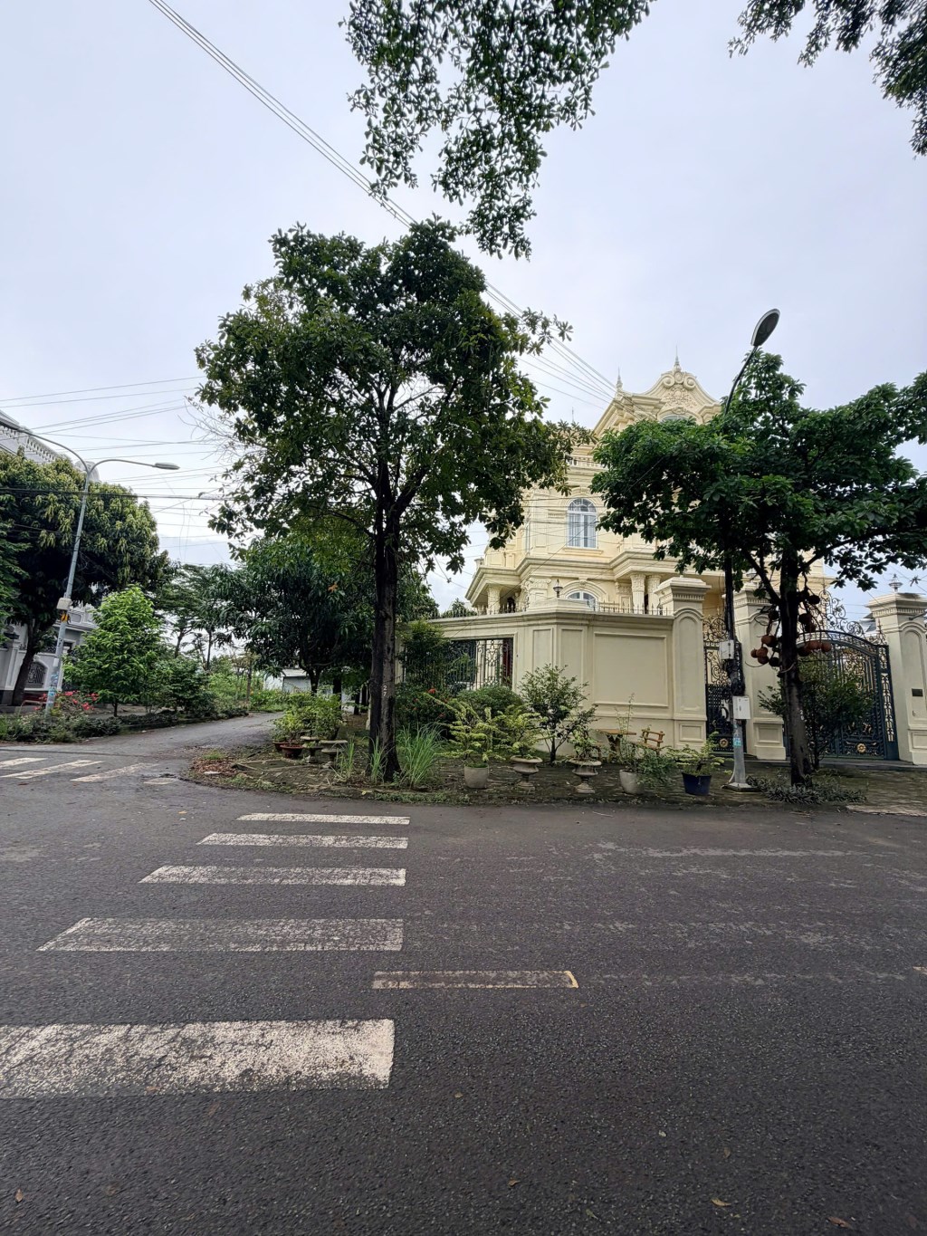 Bán đất biệt thự đơn lập Thời Báo Kinh Tế 450m² giá 19.9 tỷ - Vị trí đẹp, pháp lý rõ ràng!