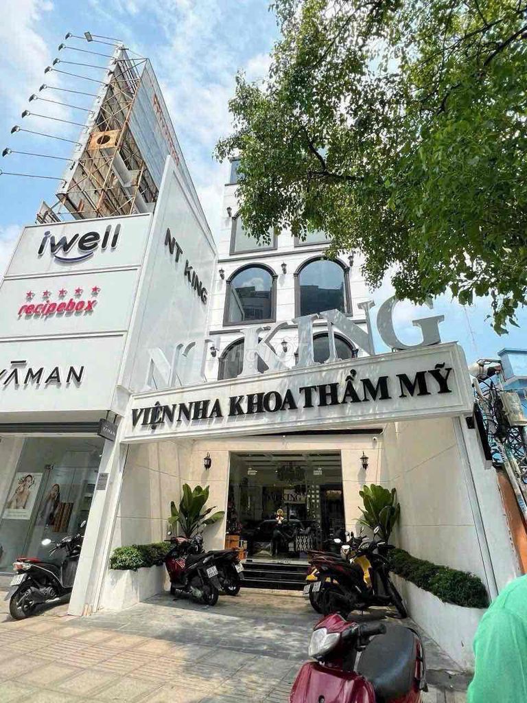 Bán toà nhà mặt tiền Nguyễn Văn Trỗi 99m² giá 33 tỷ - Vị trí đắc địa quận Phú Nhuận!