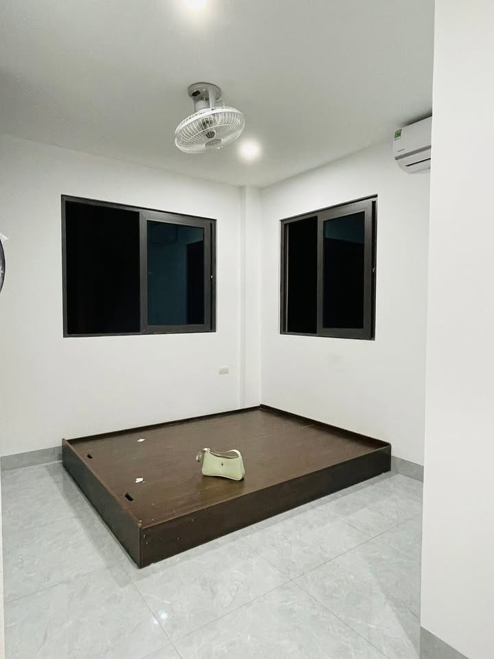 Phòng trọ cho thuê tại ngõ 296 Lĩnh Nam, quận Hoàng Mai - 3 triệu/tháng, không chung chủ!