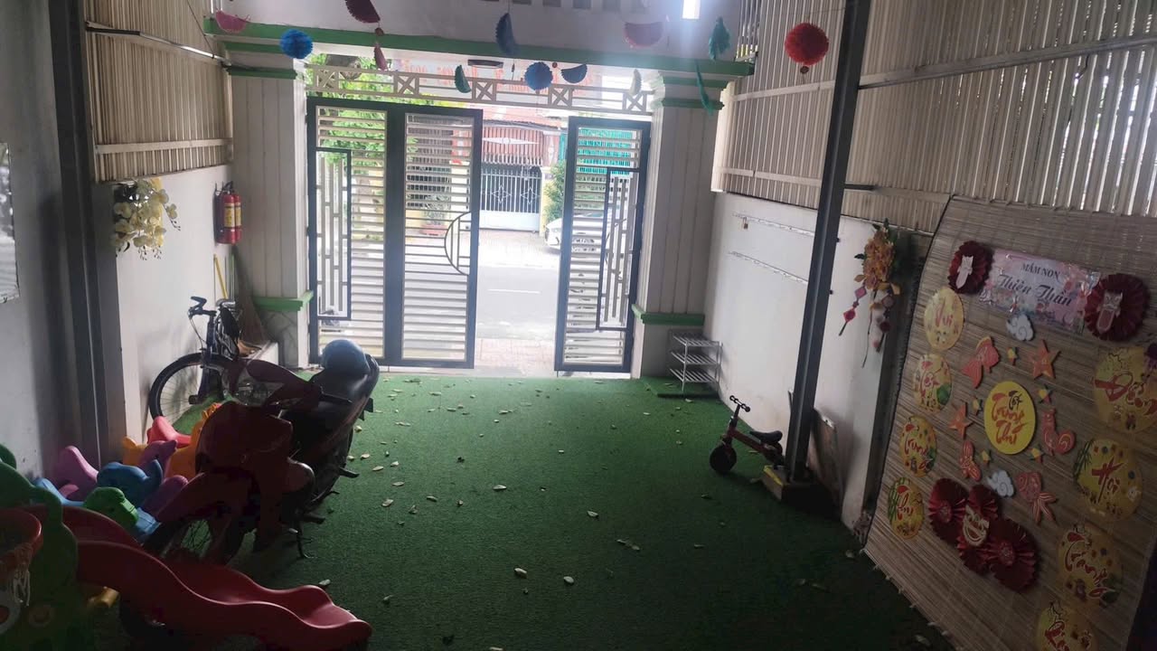 Nhà 127.8m² đường Điện Biên Phủ, Cam Ranh - Thiết kế kiên cố, giá 6.2 tỷ!