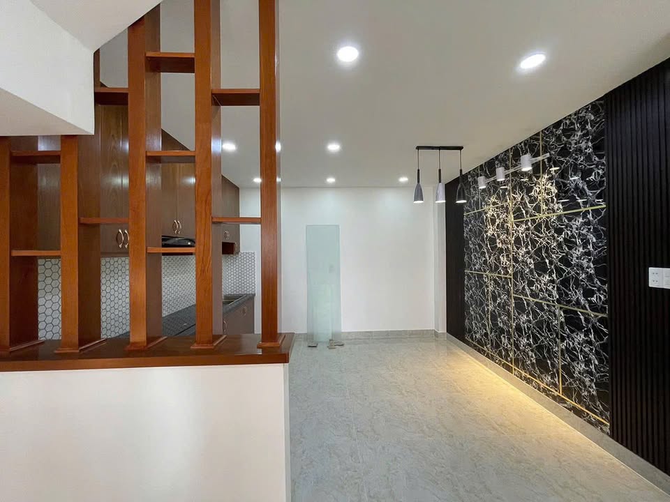 Nhà nguyên căn Hồ Biểu Chánh, Phú Nhuận 56m² - Thiết kế hiện đại, thuận tiện di chuyển!