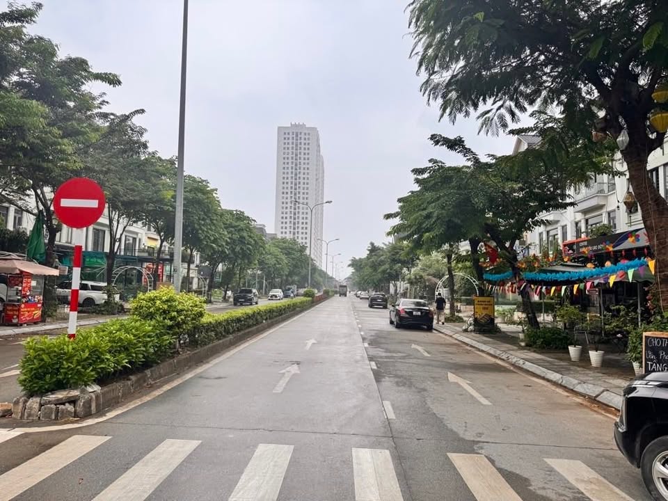 Shophouse Geleximco Hà Đông 180m² - Mặt tiền 8m - Đầu tư sinh lời ngay!