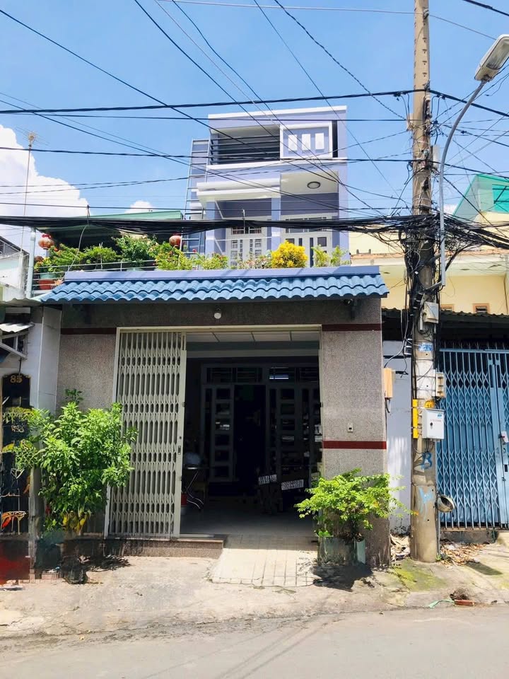 Nhà mặt tiền Trường Thọ, Thủ Đức 81m² giá 9 tỷ - Kinh doanh đắc địa!