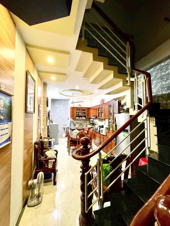 Nhà 4 tầng Bình Đa, Biên Hòa 49m² giá 3.9 tỷ - Đẹp vào ở ngay!