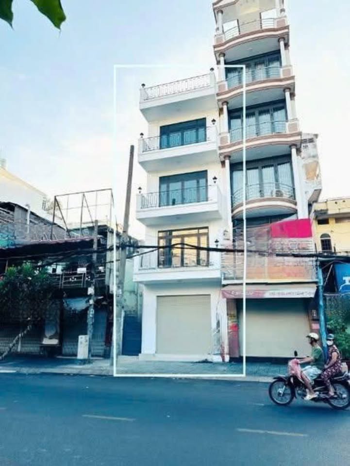 Nhà mặt tiền đường Nguyễn Kim, Quận 10 - Diện tích 4,5x15m, Kinh doanh đa ngành nghề!