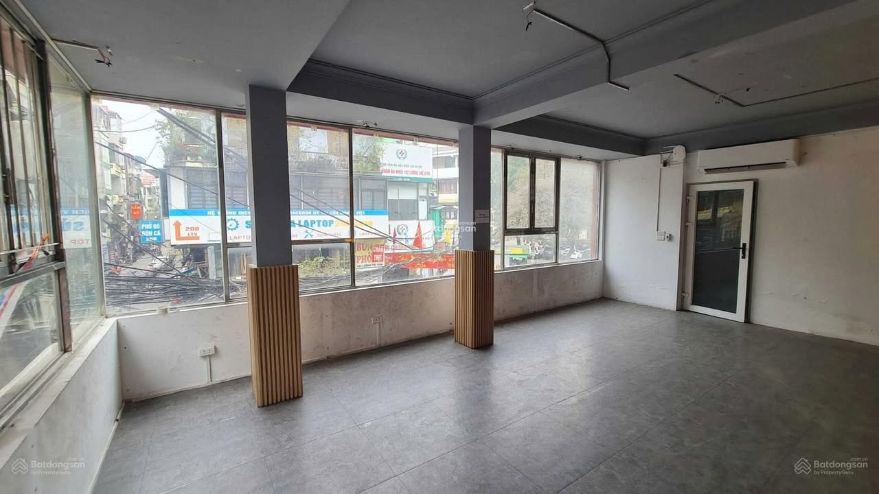 Cho thuê Front House 3 tầng mặt đường Lương Thế Vinh, Thanh Xuân - Kinh doanh sầm uất!