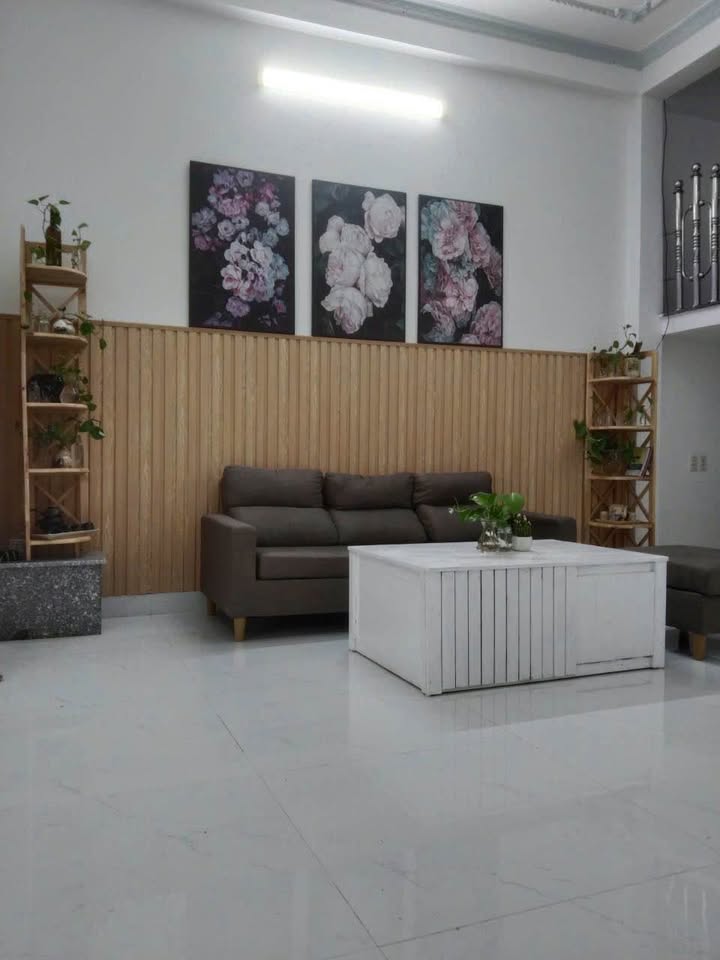 Nhà cho thuê mặt tiền Tân Thái, Sơn Trà 130m² giá 18 triệu - Full nội thất tiện nghi!