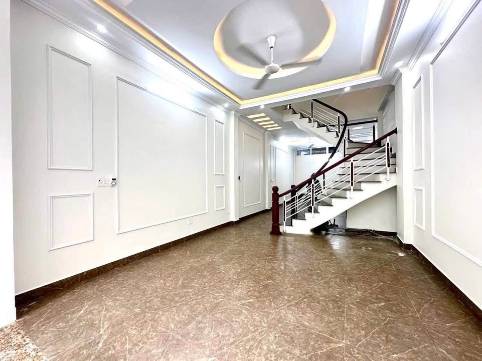 Nhà 3 tầng chính chủ Phường Hạc Thành, Thanh Hóa - Giá 3.9 tỷ, thương lượng tốt!