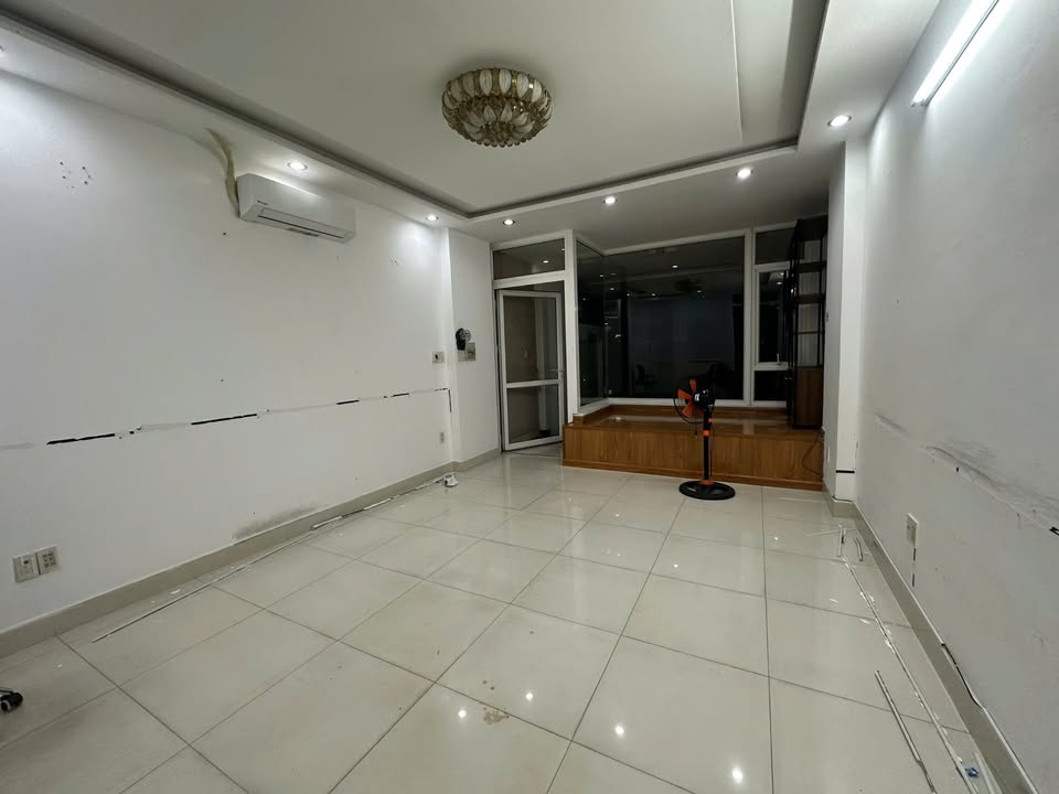 Sàn trệt văn phòng cho thuê mặt tiền Trần Lựu, Quận 2 - Giá chỉ 12 triệu/tháng!