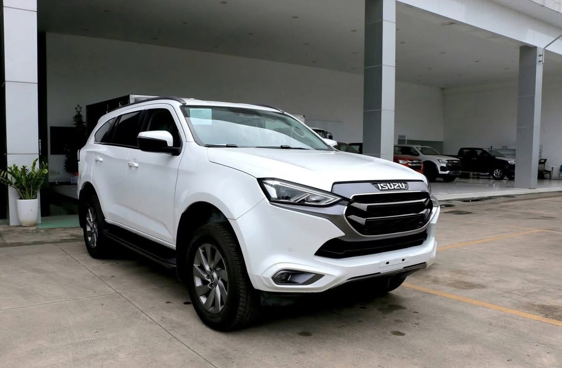 Kho chứa hàng cho thuê Mặt tiền QL.51 Biên Hòa 2200m² giá chỉ 275 triệu