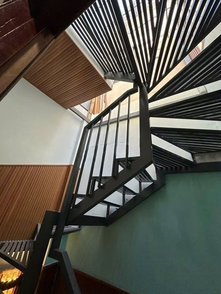 Nhà cho thuê đường Sư Vạn Hạnh, Quận 10, 20m² giá 12 triệu - Không thể bỏ lỡ!