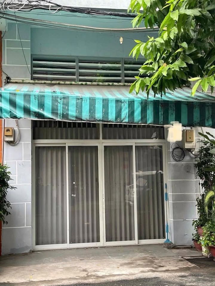 Cho thuê tầng trệt chung cư Nguyễn Tri Phương, Q.5 - 72m² giá 15.5 triệu - Không gian lý tưởng cho kinh doanh!