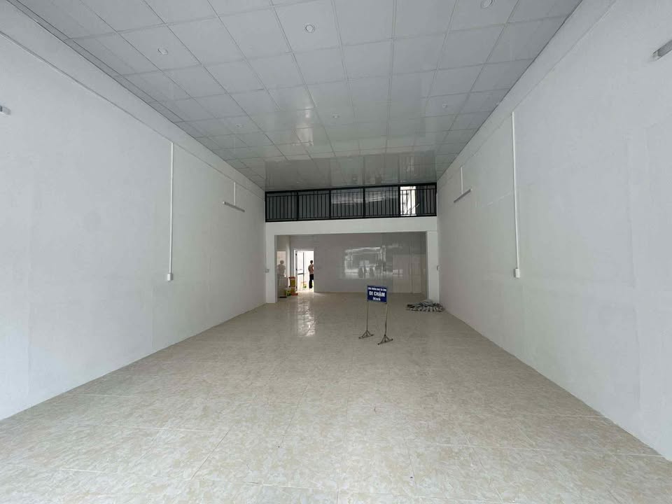 Bán nhà mặt tiền đường Điện Biên 120m² giá 6 tỷ - Kinh doanh sầm uất!