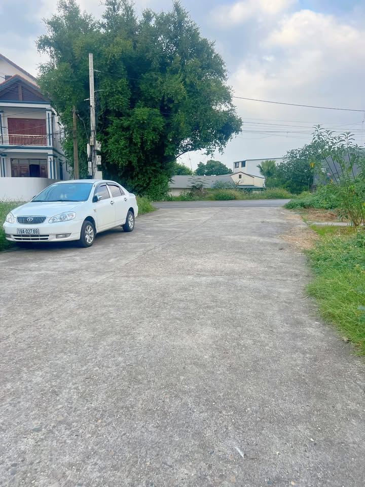 Đất nền Thanh Miếu Việt Trì 100m² giá 2.3 tỷ - Đầu tư sinh lời hấp dẫn!