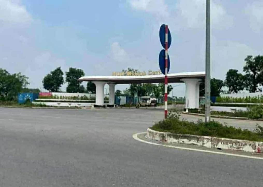 Đất nền đẹp thôn Yên Vinh, Mê Linh 100.9m² giá chỉ 5 tỷ - Đầu tư sinh lời ngay!