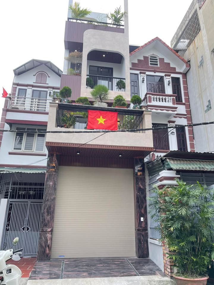 Mặt bằng kinh doanh cho thuê tại Phương Mai 20m² giá 33 triệu - Chính chủ, vị trí đắc địa!