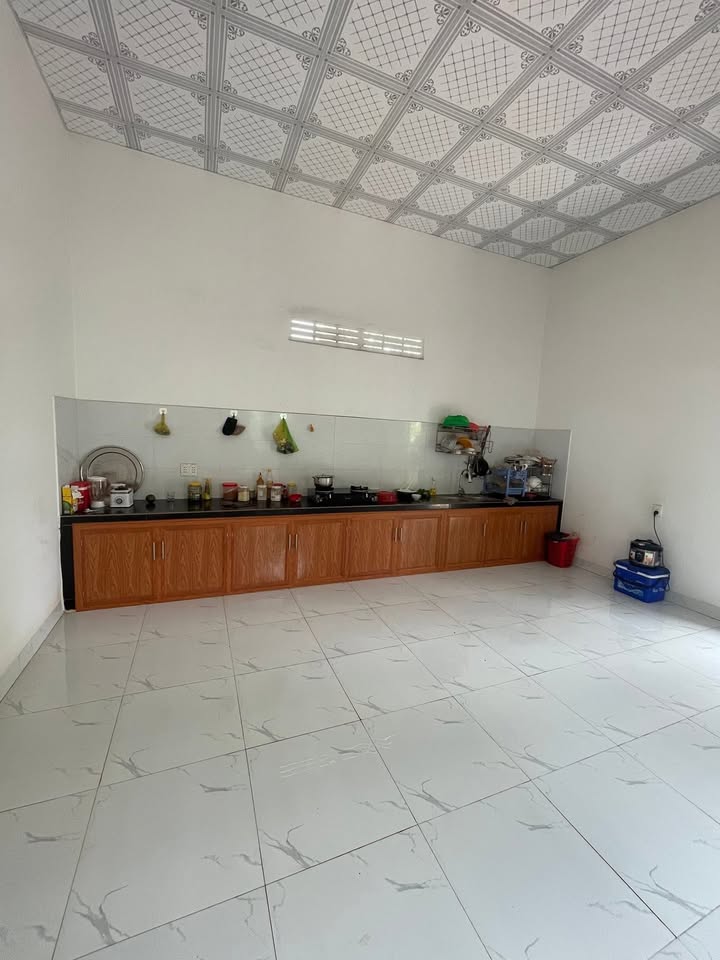 Nhà bán xã Ea Drông, Cư M'gar 690m² giá 3 tỷ - Khu kinh doanh sầm uất!