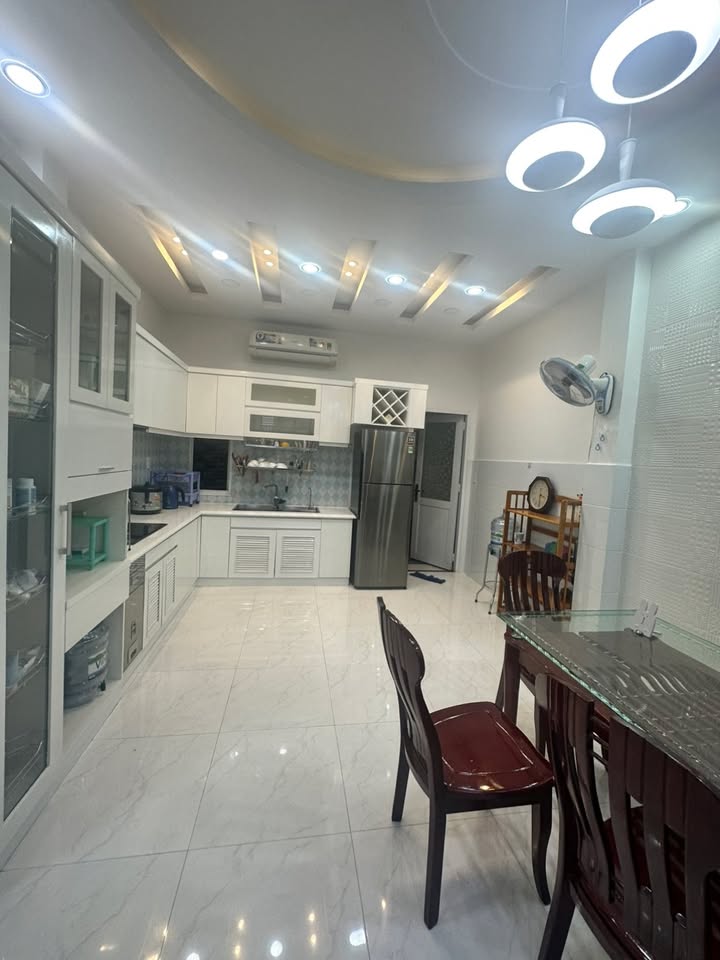 Nhà cho thuê 61m² tại Gò Vấp - Hẻm xe hơi, chỉ 20 triệu/tháng!