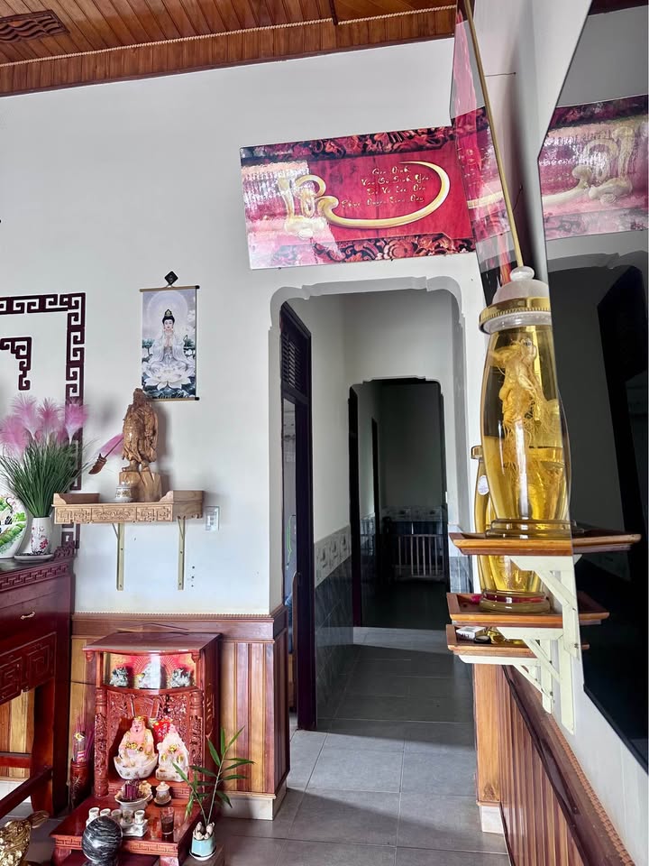 Nhà nguyên căn 500m² đường Trần Hưng Đạo - Giá chỉ 2 tỷ, sẵn sàng ở ngay!