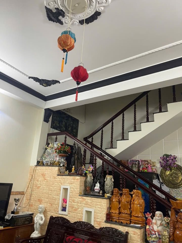 Nhà 2 tầng Nguyễn Tuân, An Hải Bắc, 80m² giá 9 tỷ - Vị trí đắc địa gần biển!