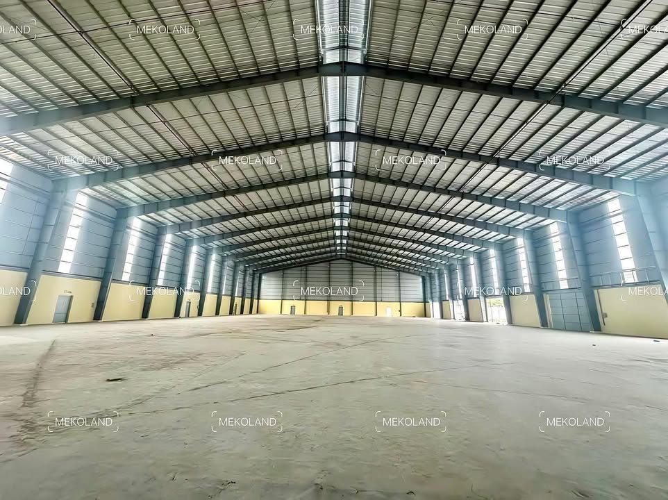 Kho cho thuê 4000m² tại Thốt Nốt, Cần Thơ - Giao thông thuận tiện, giá tốt!