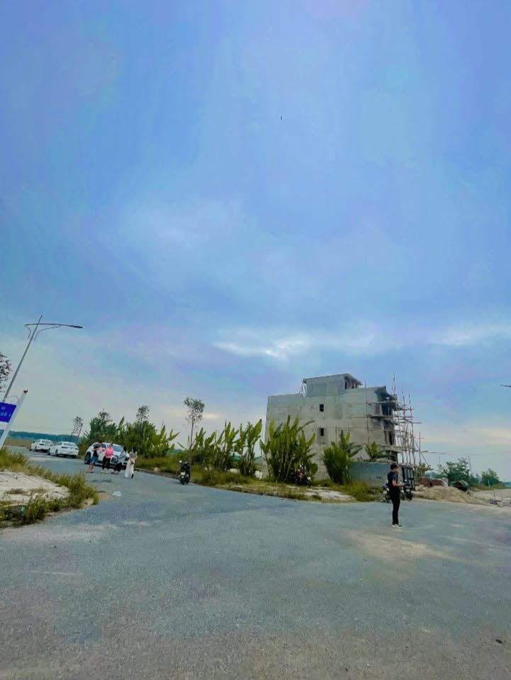 Đất nền Thôn 8, xã Tân Ninh, Triệu Sơn 121m² chỉ 800 triệu - Sổ đỏ chính chủ!