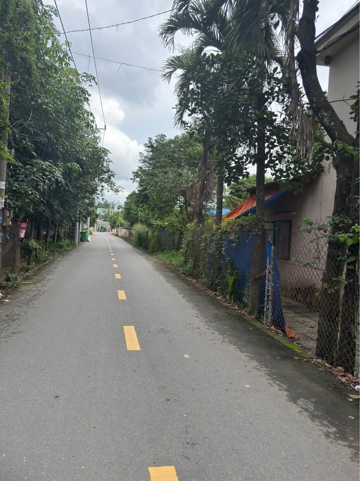 Nhà cấp 4 tại đường nhựa thông Uyên Hưng, Tân Uyên, Bình Dương - Diện tích 185m² - Giá chỉ 2 tỷ!