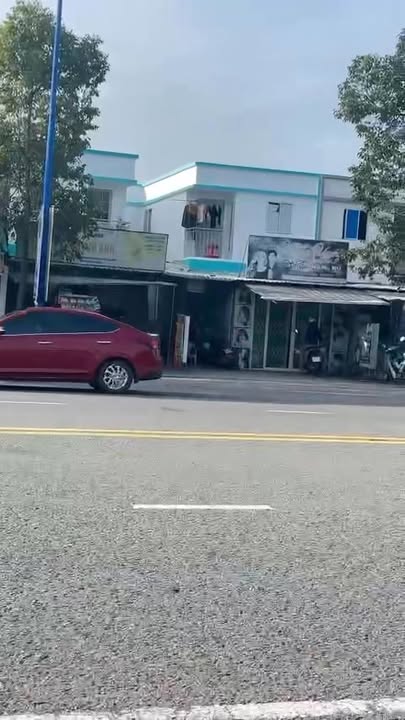 Nhà FrontHouse mặt tiền đường N10, KCN Bàu Bàng, 140m² giá 2 tỷ - Cơ hội đầu tư sinh lời!