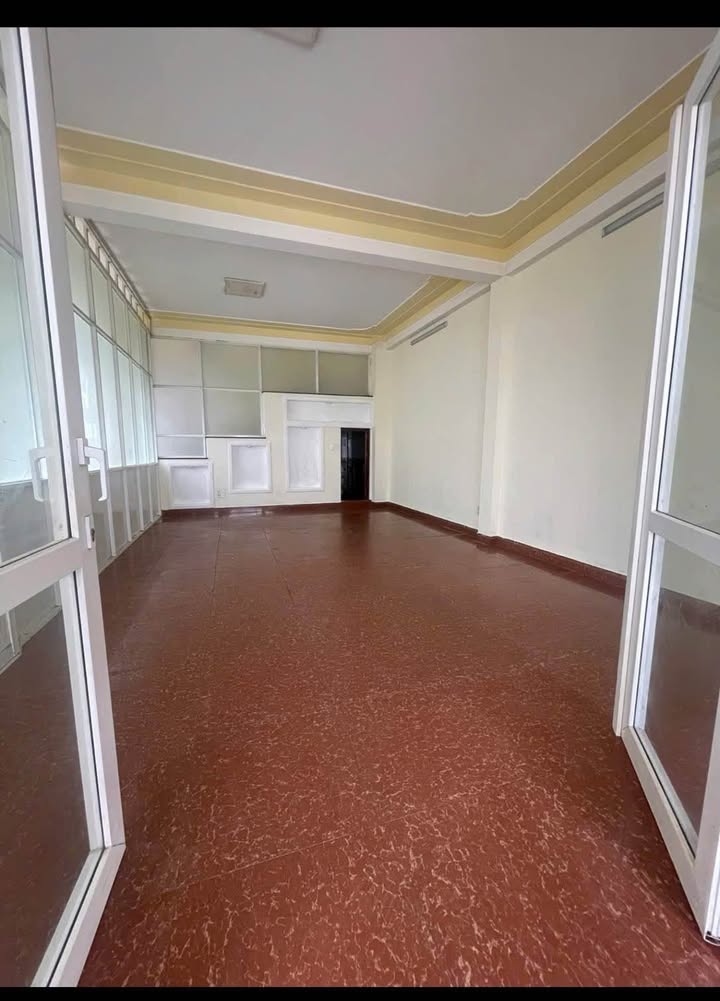 Cho thuê mặt bằng mặt tiền Tô Vĩnh Diện, Đà Lạt 80m² - Phù hợp mở văn phòng, spa, tiệm tóc!