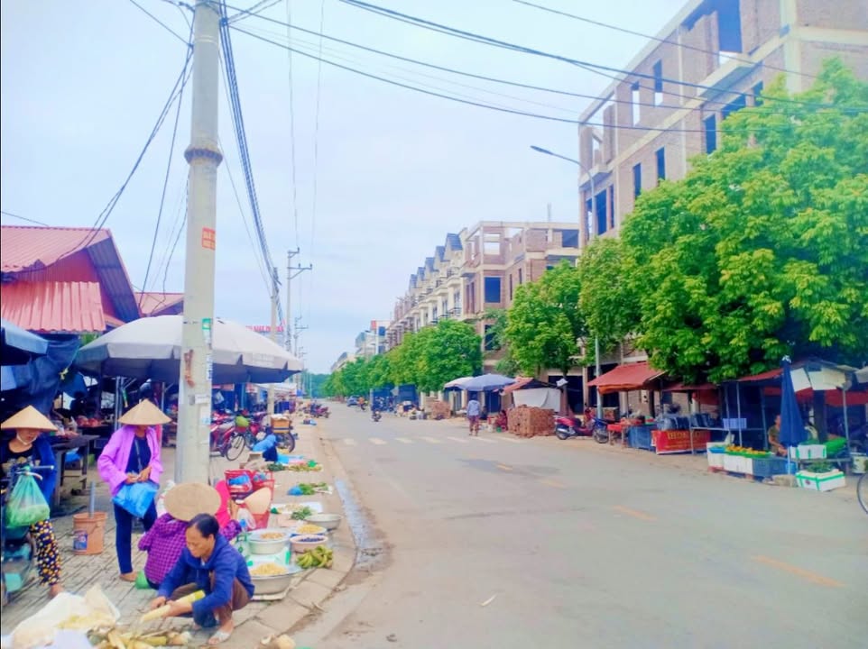 Đất nền Hưng Hóa 110m² giá thỏa thuận - Kinh doanh và ở lý tưởng!