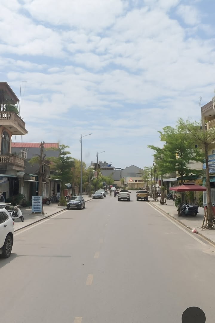 Mặt bằng kinh doanh cho thuê đường Nguyễn Văn Trỗi, Cẩm Thủy 160m² - Vị trí đắc địa, giá chỉ 12 triệu!