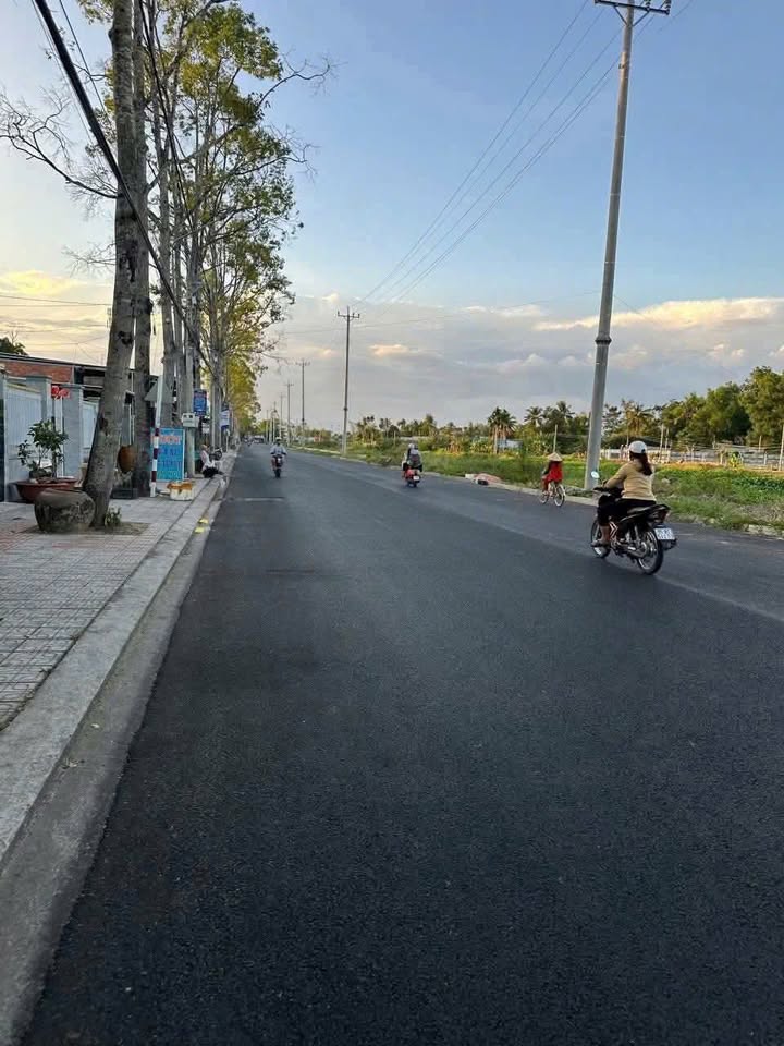 Đất nền mặt tiền Lê Hồng Phong, Vị Thanh, Hậu Giang 315m² - Vị trí kinh doanh thuận lợi!