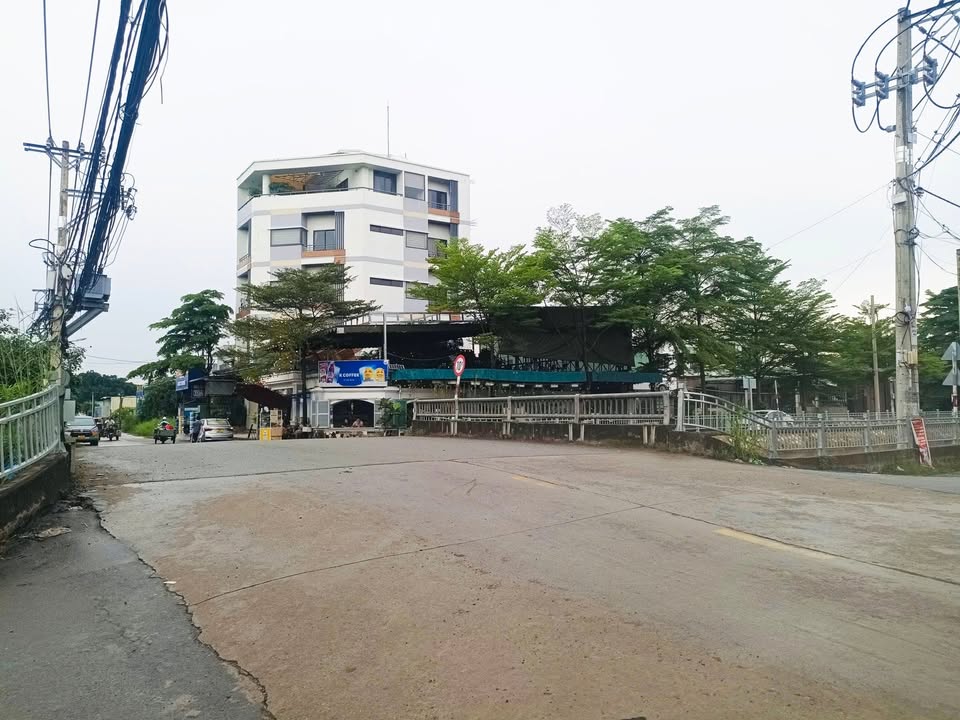 Đất nền quận 12, đường TX52, diện tích 93m², giá 3.7 tỷ - Sổ hồng chính chủ!