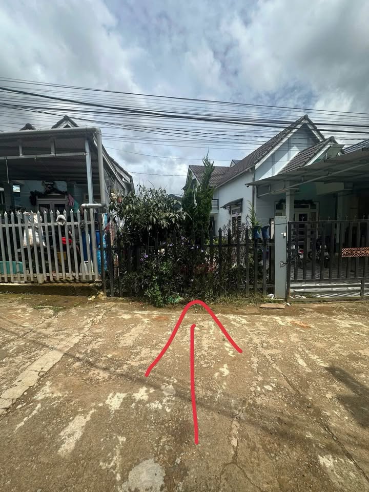 Đất hẻm đường Thống Nhất, phường Langbiang, Đà Lạt 125m² giá 2.5 tỷ - Đất trống thoáng, phù hợp xây dựng!