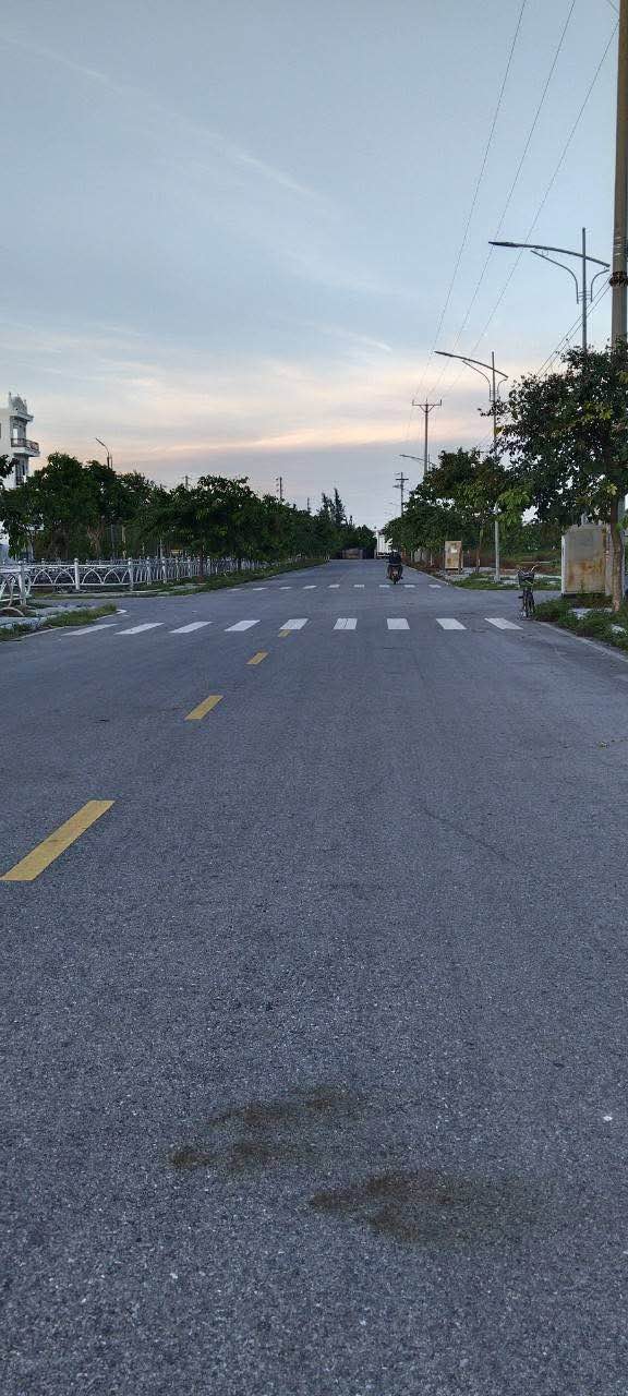 Đất nền mặt đường Hùng Vương, xã Tây Giang 150m² chỉ 3 tỷ - Cơ hội đầu tư tuyệt vời!