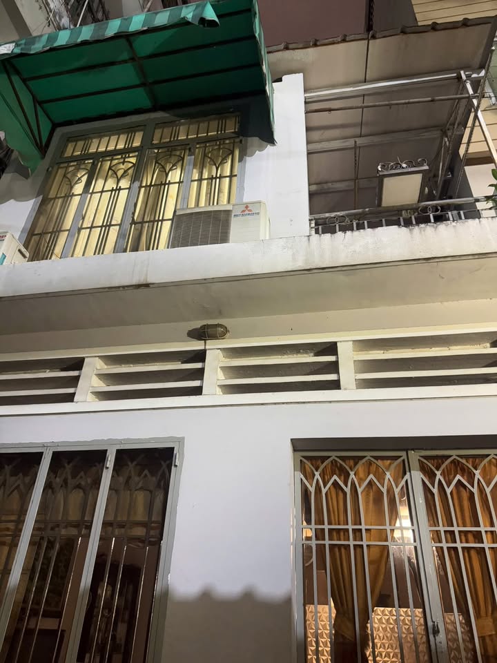 Nhà phố quận 3, 28m² giá 4.5 tỷ - Chính chủ, sẵn sàng vào ở!