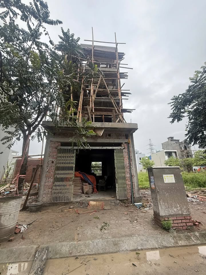 Nhà KĐT Mỹ Trung, Phường Lộc Hạ, 60m² giá 5.05 tỷ - Vị trí đắc địa, không thể bỏ lỡ!