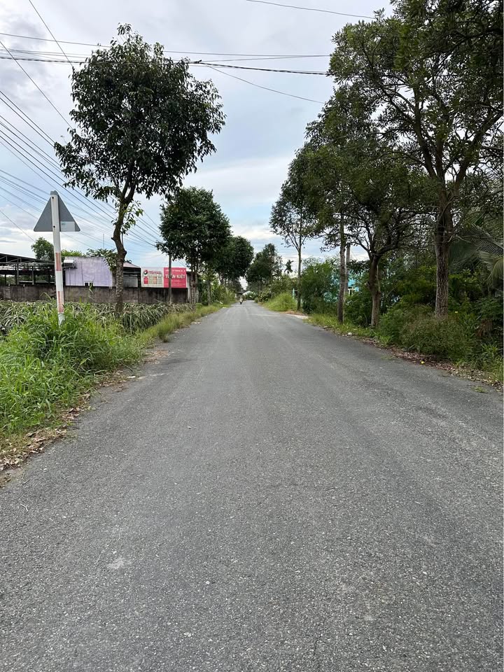 Đất thổ cư 600m² mặt tiền đường Lê Văn Cảng, Tân An - Giá thương lượng hấp dẫn!