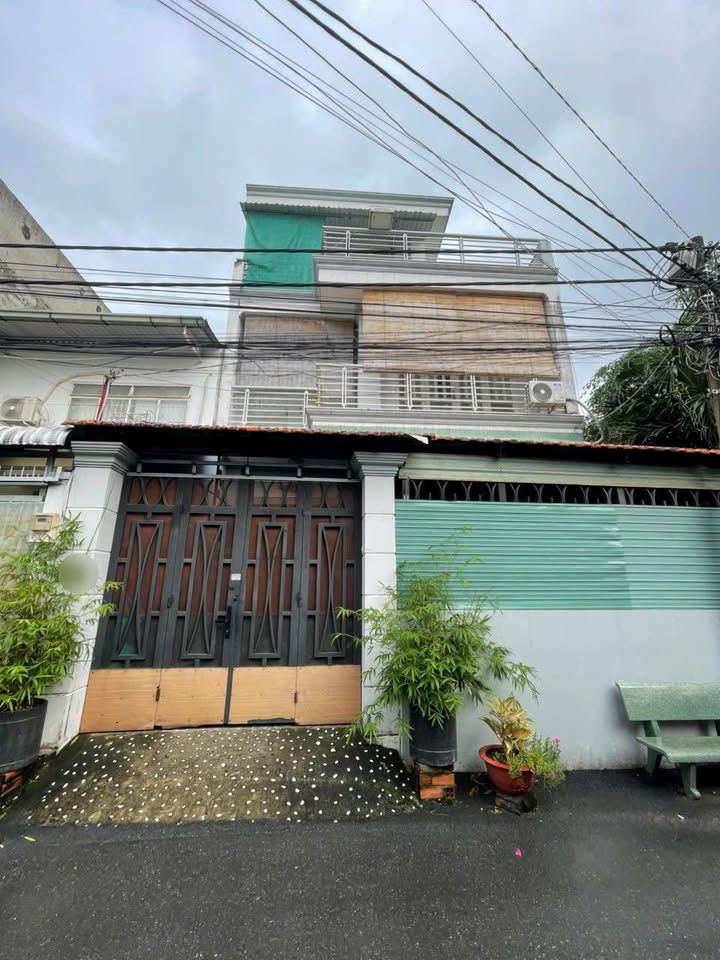 Nhà 1T2L Sân Thượng Đường 160, Quận 9, Diện Tích 74m² - Đầu Tư Sinh Lời Từ Cho Thuê!