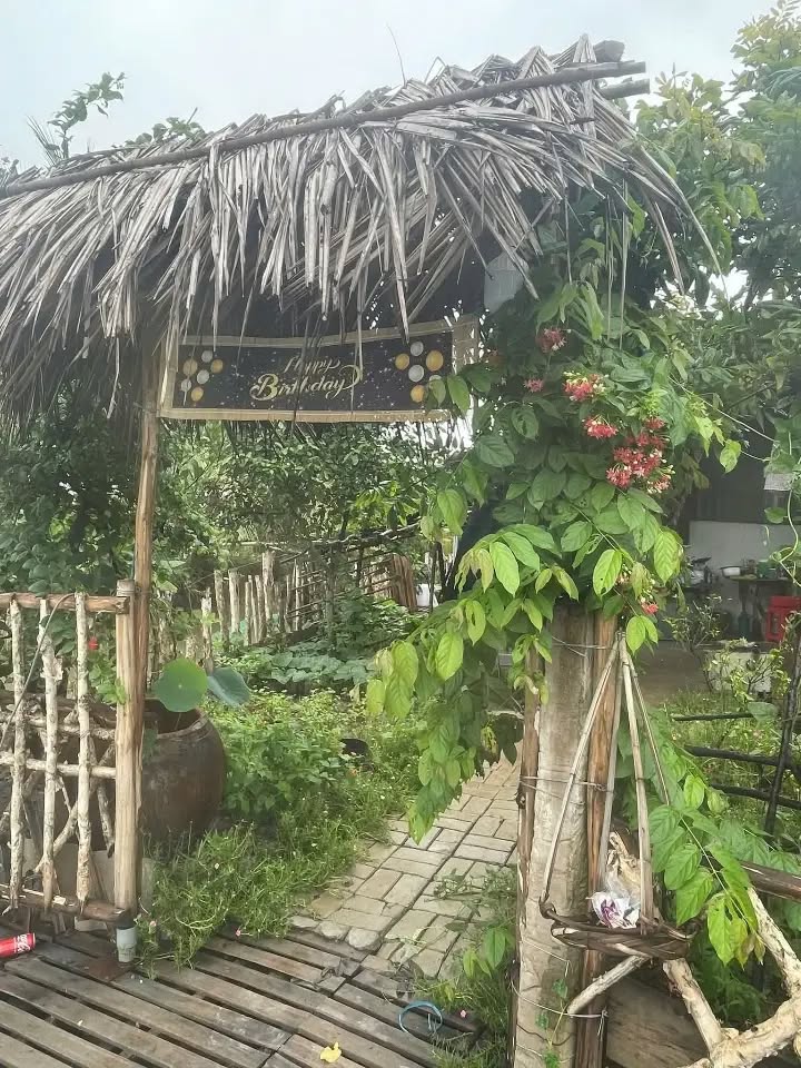 Bán gấp nhà vườn nghỉ dưỡng 1700m² Cần Đước - Giá chỉ 3.9 tỷ