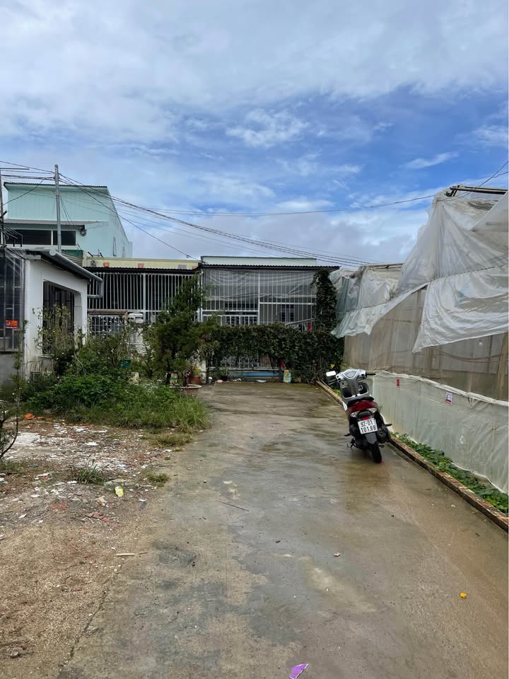 Nhà Phường 12 Đà Lạt 100m² giá 2.3 tỷ - Chính chủ bán gấp!