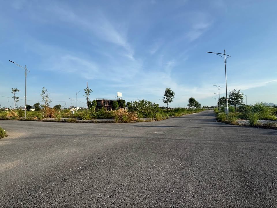 Đất nền mặt tiền Quốc Lộ 47, Đông Sơn, Thanh Hóa 100m² - Giá chỉ 1 tỷ, nhanh tay kẻo lỡ!