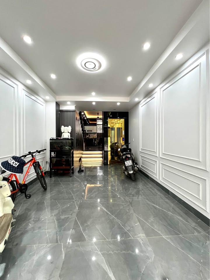 Nhà Tđc Cây Đa, Thủy Nguyên, Hải Phòng 60m² giá 9.98 tỷ - Thiết kế hiện đại, thang máy nhập khẩu!