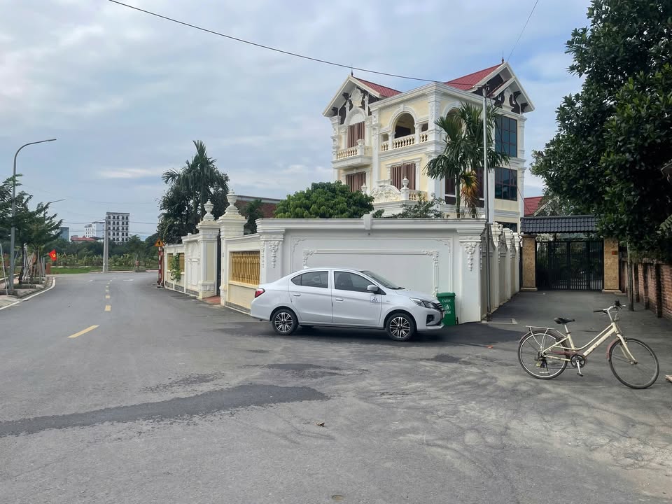 Đất nền 62m² Tân Xã, Thạch Thất, giá 2.7 tỷ - Chính chủ bán gấp!