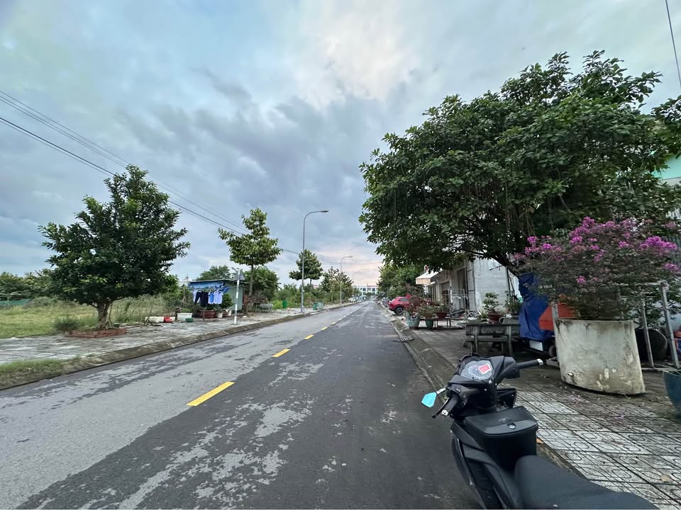 Đất nền tái định cư Phước Thiền, Nhơn Trạch 100m² giá 2.8 tỷ - Đầu tư sinh lời ngay!