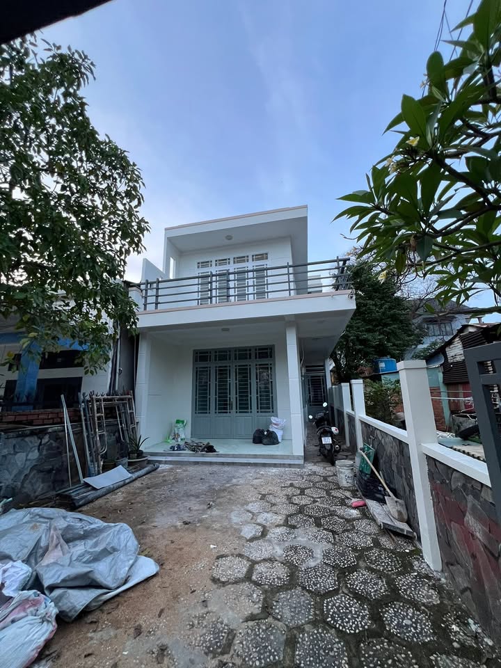 Nhà cho thuê tại Hố Nai, Biên Hòa 180m² - Phù hợp cho giáo viên dạy học!