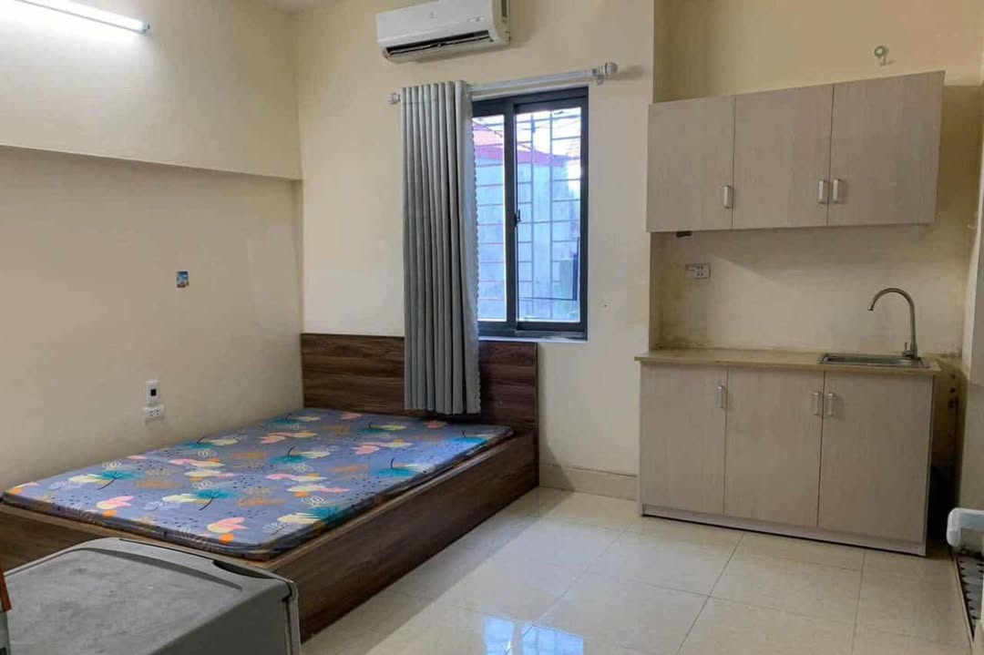 Cho thuê phòng trống tại ngõ 180 Trần Duy Hưng - Cầu Giấy - Không gian thoáng đãng, tiện nghi đầy đủ!