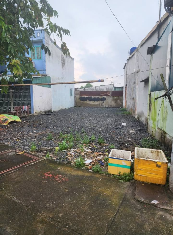 Đất nền quận 12 176m² giá 6 tỷ - Sổ đỏ chính chủ, xây xưởng thoải mái!